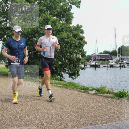 22.06.2025 - Viking Triathlon KatJ http://msf.ph/oto/8119376 22.06.2025 15:12:53 Laufen 318, 328 meine-sportfotos.de