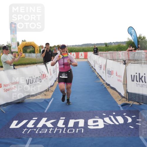 22.06.2025 - Viking Triathlon MichiJ http://msf.ph/oto/8119378 22.06.2025 16:28:28 Ziel 503 meine-sportfotos.de