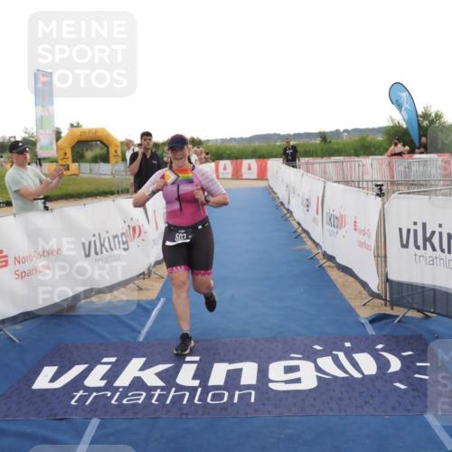 22.06.2025 - Viking Triathlon MichiJ http://msf.ph/oto/8119395 22.06.2025 16:28:29 Ziel 503 meine-sportfotos.de