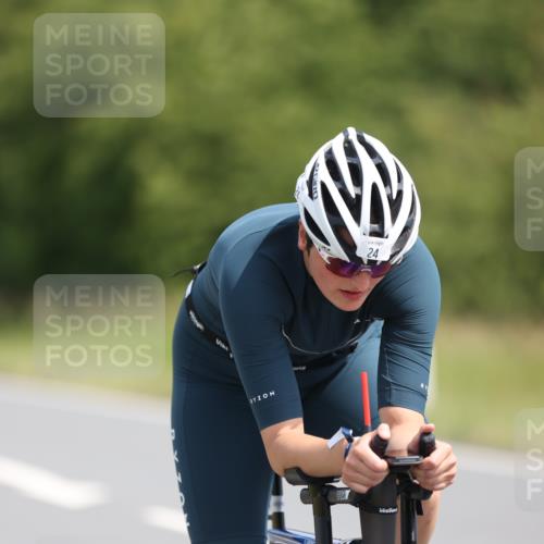 22.06.2025 - Viking Triathlon Yannick Fuchs http://msf.ph/oto/8119405 22.06.2025 11:44:39 Radfahren 24, 85, 114, 164, 204, 228, 313, 366, 473, 540, 552, 603 meine-sportfotos.de