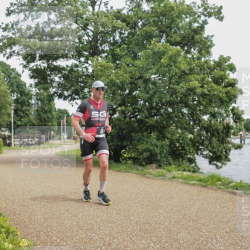 22.06.2025 - Viking Triathlon KatJ http://msf.ph/oto/8119475 22.06.2025 15:13:18 Laufen 199 meine-sportfotos.de
