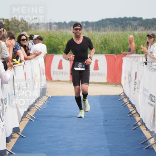22.06.2025 - Viking Triathlon MichiJ http://msf.ph/oto/8119509 22.06.2025 14:58:51 Ziel 311, 508 meine-sportfotos.de