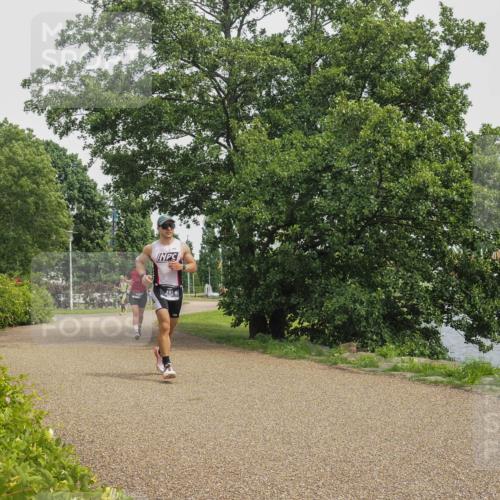 22.06.2025 - Viking Triathlon KatJ http://msf.ph/oto/8119549 22.06.2025 15:13:33 Laufen 481 meine-sportfotos.de
