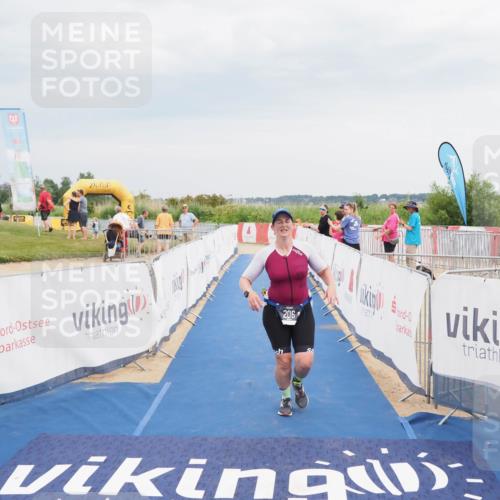 22.06.2025 - Viking Triathlon MichiJ http://msf.ph/oto/8119582 22.06.2025 17:00:50 Ziel 206 meine-sportfotos.de