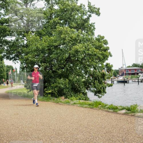 22.06.2025 - Viking Triathlon KatJ http://msf.ph/oto/8119651 22.06.2025 15:13:36 Laufen 481, 499 meine-sportfotos.de