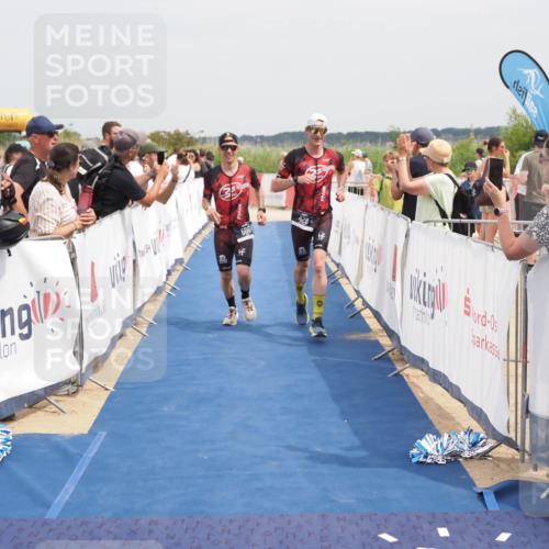 22.06.2025 - Viking Triathlon MichiJ http://msf.ph/oto/8119677 22.06.2025 15:09:41 Ziel 428, 506 meine-sportfotos.de