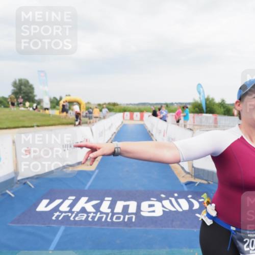 22.06.2025 - Viking Triathlon MichiJ http://msf.ph/oto/8119683 22.06.2025 17:00:51 Ziel 206 meine-sportfotos.de