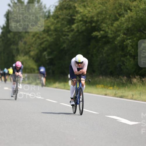 22.06.2025 - Viking Triathlon Yannick Fuchs http://msf.ph/oto/8119688 22.06.2025 11:45:19 Radfahren 178, 195, 247, 468, 526, 548, 605, 658 meine-sportfotos.de
