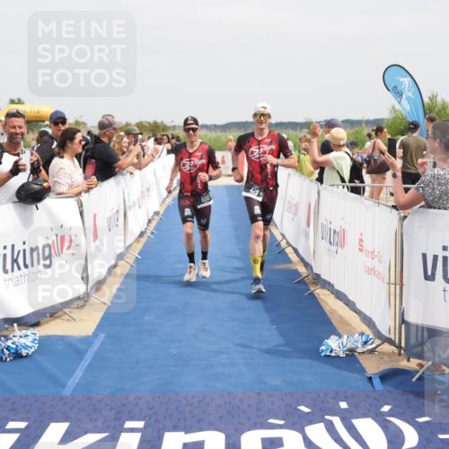 22.06.2025 - Viking Triathlon MichiJ http://msf.ph/oto/8119702 22.06.2025 15:09:42 Ziel 428, 506 meine-sportfotos.de