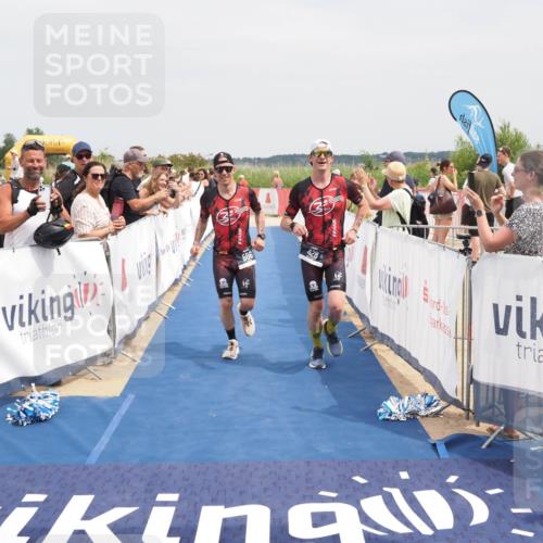22.06.2025 - Viking Triathlon MichiJ http://msf.ph/oto/8119721 22.06.2025 15:09:42 Ziel 428, 506 meine-sportfotos.de
