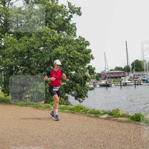 22.06.2025 - Viking Triathlon KatJ http://msf.ph/oto/8119734 22.06.2025 15:13:37 Laufen 481, 499 meine-sportfotos.de