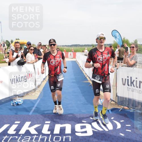 22.06.2025 - Viking Triathlon MichiJ http://msf.ph/oto/8119771 22.06.2025 15:09:43 Ziel 428, 506 meine-sportfotos.de
