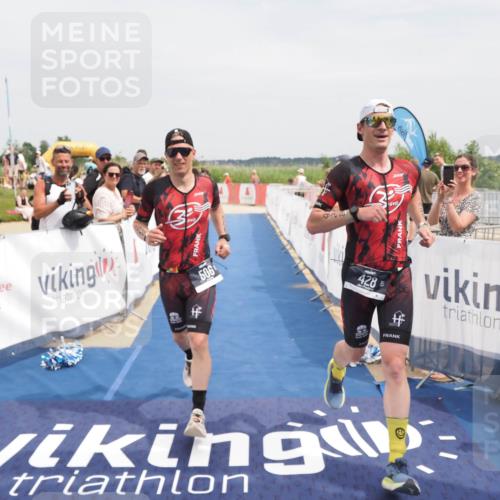 22.06.2025 - Viking Triathlon MichiJ http://msf.ph/oto/8119780 22.06.2025 15:09:43 Ziel 428, 506 meine-sportfotos.de