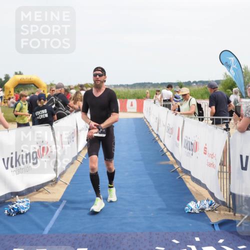 22.06.2025 - Viking Triathlon MichiJ http://msf.ph/oto/8119786 22.06.2025 14:58:55 Ziel 311 meine-sportfotos.de