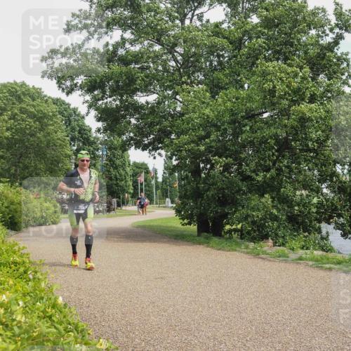 22.06.2025 - Viking Triathlon KatJ http://msf.ph/oto/8119787 22.06.2025 15:13:43 Laufen 261 meine-sportfotos.de