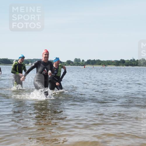 22.06.2025 - Viking Triathlon KatJ http://msf.ph/oto/8119800 22.06.2025 10:47:44 Schwimmen 71, 84, 183, 223, 261, 285, 452, 606 meine-sportfotos.de