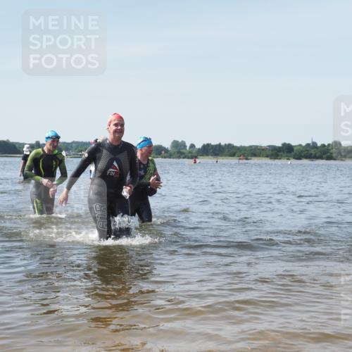 22.06.2025 - Viking Triathlon KatJ http://msf.ph/oto/8119811 22.06.2025 10:47:44 Schwimmen 71, 84, 183, 223, 261, 285, 452, 606 meine-sportfotos.de