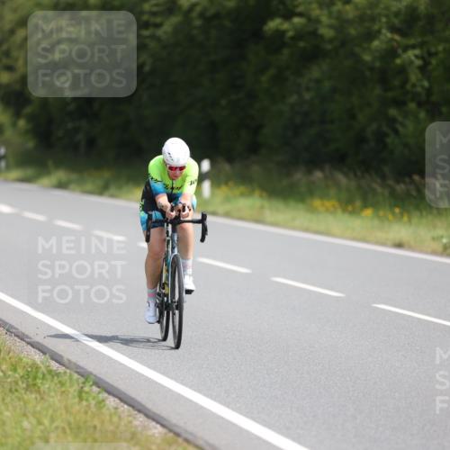 22.06.2025 - Viking Triathlon Yannick Fuchs http://msf.ph/oto/8119815 22.06.2025 11:45:37 Radfahren 10, 122, 166, 306, 321, 500, 617 meine-sportfotos.de