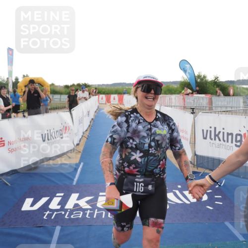 22.06.2025 - Viking Triathlon MichiJ http://msf.ph/oto/8119843 22.06.2025 16:28:57 Ziel 116, 362 meine-sportfotos.de