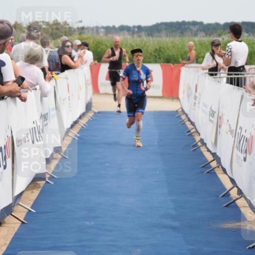 22.06.2025 - Viking Triathlon MichiJ http://msf.ph/oto/8119868 22.06.2025 14:59:04 Ziel 137, 325 meine-sportfotos.de