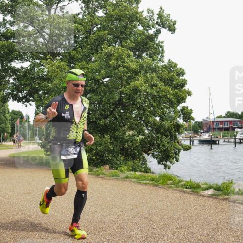 22.06.2025 - Viking Triathlon KatJ http://msf.ph/oto/8119883 22.06.2025 15:13:44 Laufen 261 meine-sportfotos.de