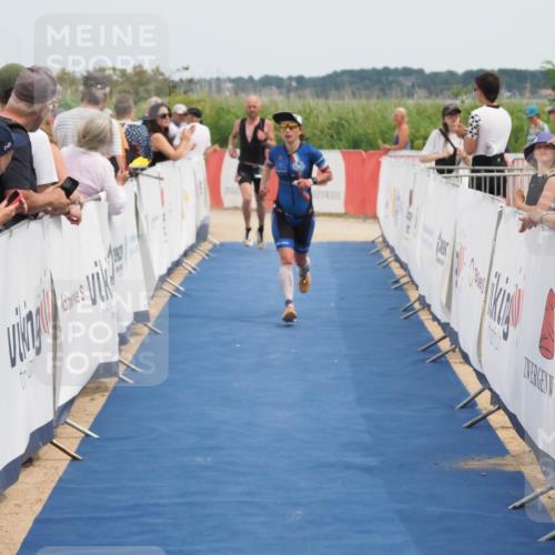 22.06.2025 - Viking Triathlon MichiJ http://msf.ph/oto/8119885 22.06.2025 14:59:04 Ziel 137, 325 meine-sportfotos.de