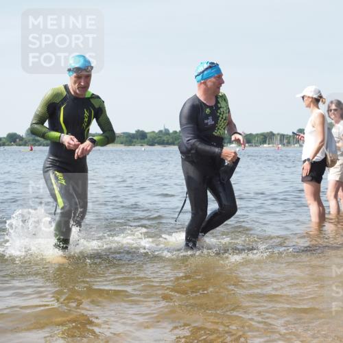 22.06.2025 - Viking Triathlon KatJ http://msf.ph/oto/8119886 22.06.2025 10:47:48 Schwimmen 71, 84, 183, 190, 223, 261, 285, 452, 606 meine-sportfotos.de