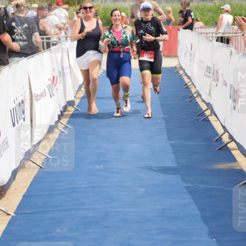 22.06.2025 - Viking Triathlon MichiJ http://msf.ph/oto/8119920 22.06.2025 15:10:35 Ziel 518, 660 meine-sportfotos.de