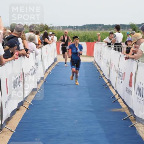 22.06.2025 - Viking Triathlon MichiJ http://msf.ph/oto/8119926 22.06.2025 14:59:05 Ziel 137, 325 meine-sportfotos.de