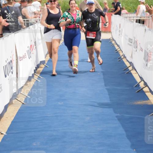 22.06.2025 - Viking Triathlon MichiJ http://msf.ph/oto/8119927 22.06.2025 15:10:35 Ziel 518, 660 meine-sportfotos.de