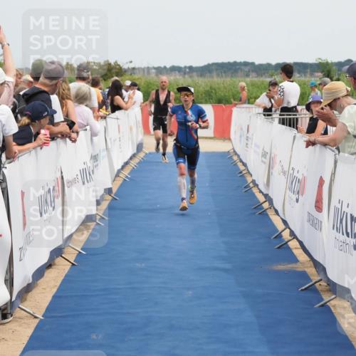 22.06.2025 - Viking Triathlon MichiJ http://msf.ph/oto/8119933 22.06.2025 14:59:05 Ziel 137, 325 meine-sportfotos.de