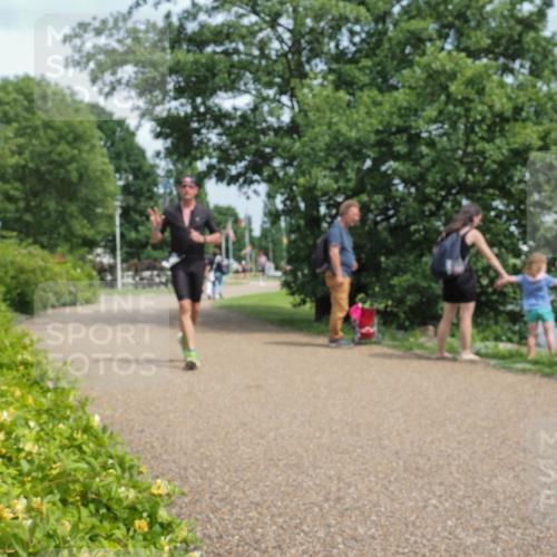 22.06.2025 - Viking Triathlon KatJ http://msf.ph/oto/8119936 22.06.2025 15:14:35 Laufen 219 meine-sportfotos.de