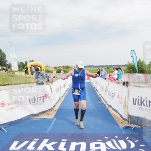 22.06.2025 - Viking Triathlon MichiJ http://msf.ph/oto/8119960 22.06.2025 17:01:53 Ziel 490 meine-sportfotos.de