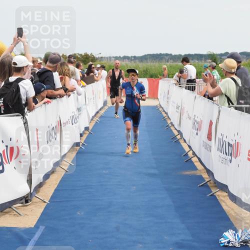 22.06.2025 - Viking Triathlon MichiJ http://msf.ph/oto/8119977 22.06.2025 14:59:06 Ziel 137, 325 meine-sportfotos.de