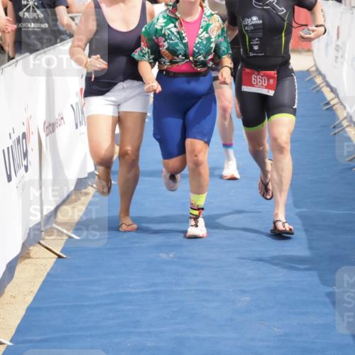 22.06.2025 - Viking Triathlon MichiJ http://msf.ph/oto/8119982 22.06.2025 15:10:36 Ziel 518, 660 meine-sportfotos.de