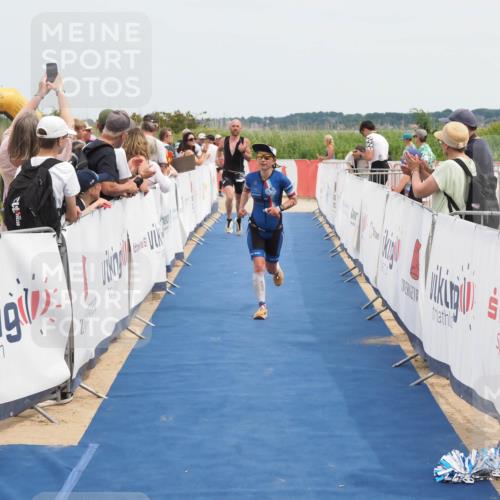 22.06.2025 - Viking Triathlon MichiJ http://msf.ph/oto/8119986 22.06.2025 14:59:06 Ziel 137, 325 meine-sportfotos.de