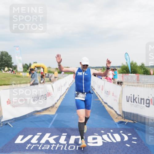 22.06.2025 - Viking Triathlon MichiJ http://msf.ph/oto/8119994 22.06.2025 17:01:54 Ziel 490 meine-sportfotos.de