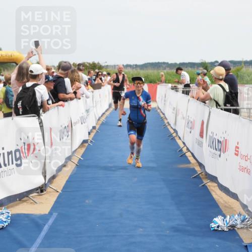 22.06.2025 - Viking Triathlon MichiJ http://msf.ph/oto/8120022 22.06.2025 14:59:06 Ziel 137, 325 meine-sportfotos.de