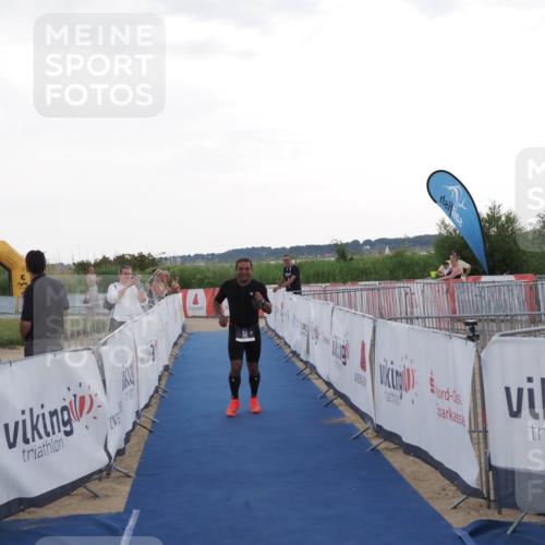 22.06.2025 - Viking Triathlon MichiJ http://msf.ph/oto/8120035 22.06.2025 16:30:22 Ziel 83 meine-sportfotos.de