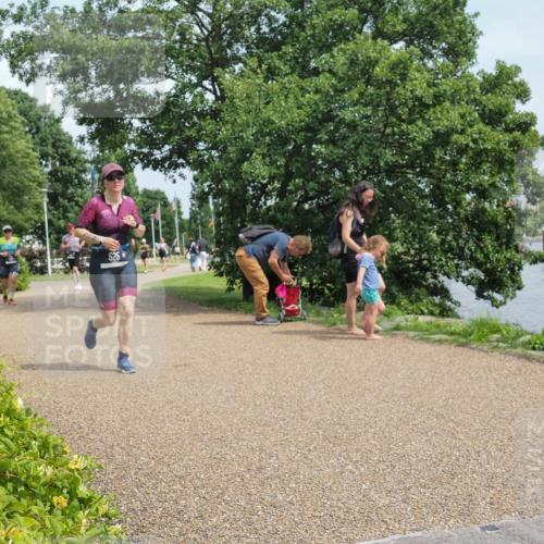 22.06.2025 - Viking Triathlon KatJ http://msf.ph/oto/8120048 22.06.2025 15:14:45 Laufen 525 meine-sportfotos.de