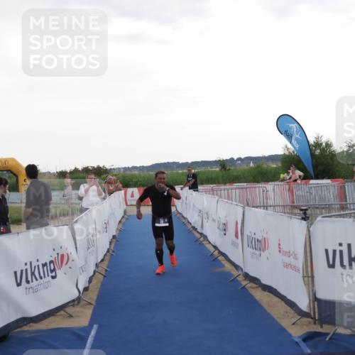 22.06.2025 - Viking Triathlon MichiJ http://msf.ph/oto/8120049 22.06.2025 16:30:22 Ziel 83 meine-sportfotos.de