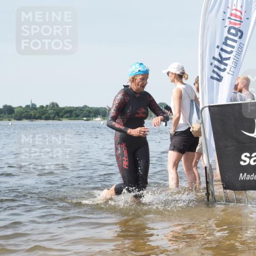 22.06.2025 - Viking Triathlon KatJ http://msf.ph/oto/8120071 22.06.2025 10:48:02 Schwimmen 37, 190, 223, 364 meine-sportfotos.de