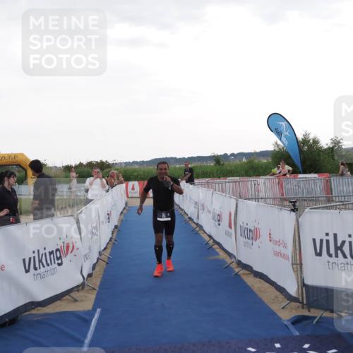 22.06.2025 - Viking Triathlon MichiJ http://msf.ph/oto/8120085 22.06.2025 16:30:22 Ziel 83 meine-sportfotos.de