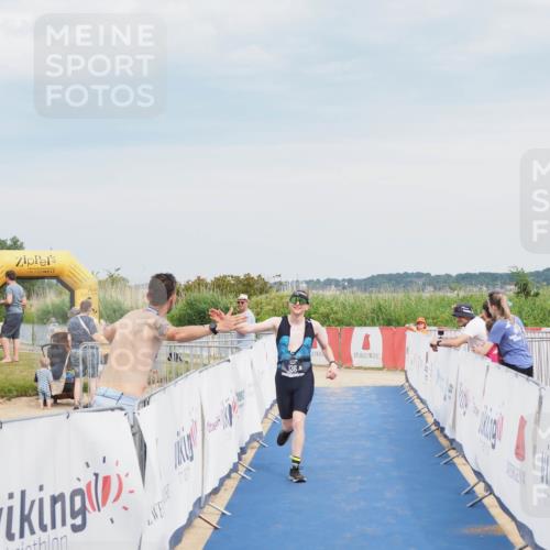 22.06.2025 - Viking Triathlon MichiJ http://msf.ph/oto/8120107 22.06.2025 17:02:51 Ziel 136 meine-sportfotos.de
