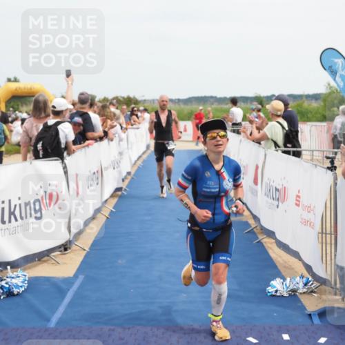 22.06.2025 - Viking Triathlon MichiJ http://msf.ph/oto/8120108 22.06.2025 14:59:08 Ziel 137, 325 meine-sportfotos.de