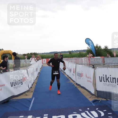 22.06.2025 - Viking Triathlon MichiJ http://msf.ph/oto/8120123 22.06.2025 16:30:23 Ziel 83 meine-sportfotos.de
