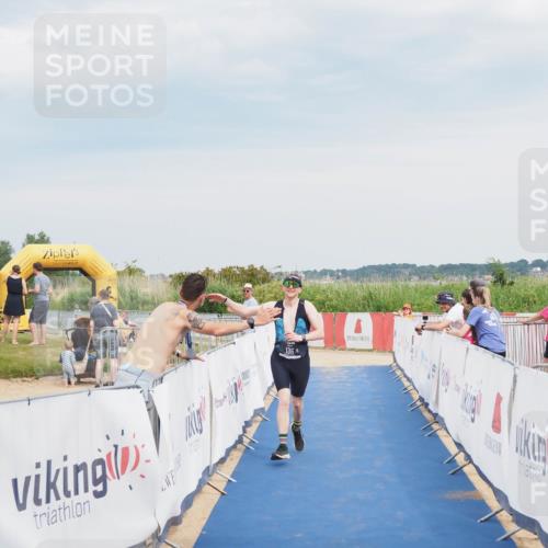 22.06.2025 - Viking Triathlon MichiJ http://msf.ph/oto/8120124 22.06.2025 17:02:51 Ziel 136 meine-sportfotos.de