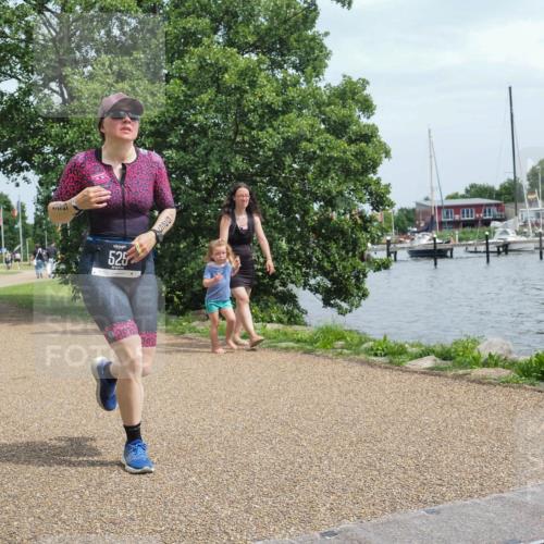 22.06.2025 - Viking Triathlon KatJ http://msf.ph/oto/8120130 22.06.2025 15:14:46 Laufen 525 meine-sportfotos.de