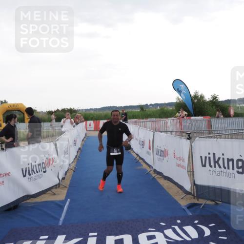 22.06.2025 - Viking Triathlon MichiJ http://msf.ph/oto/8120132 22.06.2025 16:30:23 Ziel 83 meine-sportfotos.de