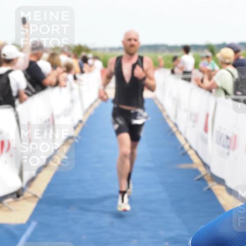 22.06.2025 - Viking Triathlon MichiJ http://msf.ph/oto/8120195 22.06.2025 14:59:09 Ziel 137, 325 meine-sportfotos.de